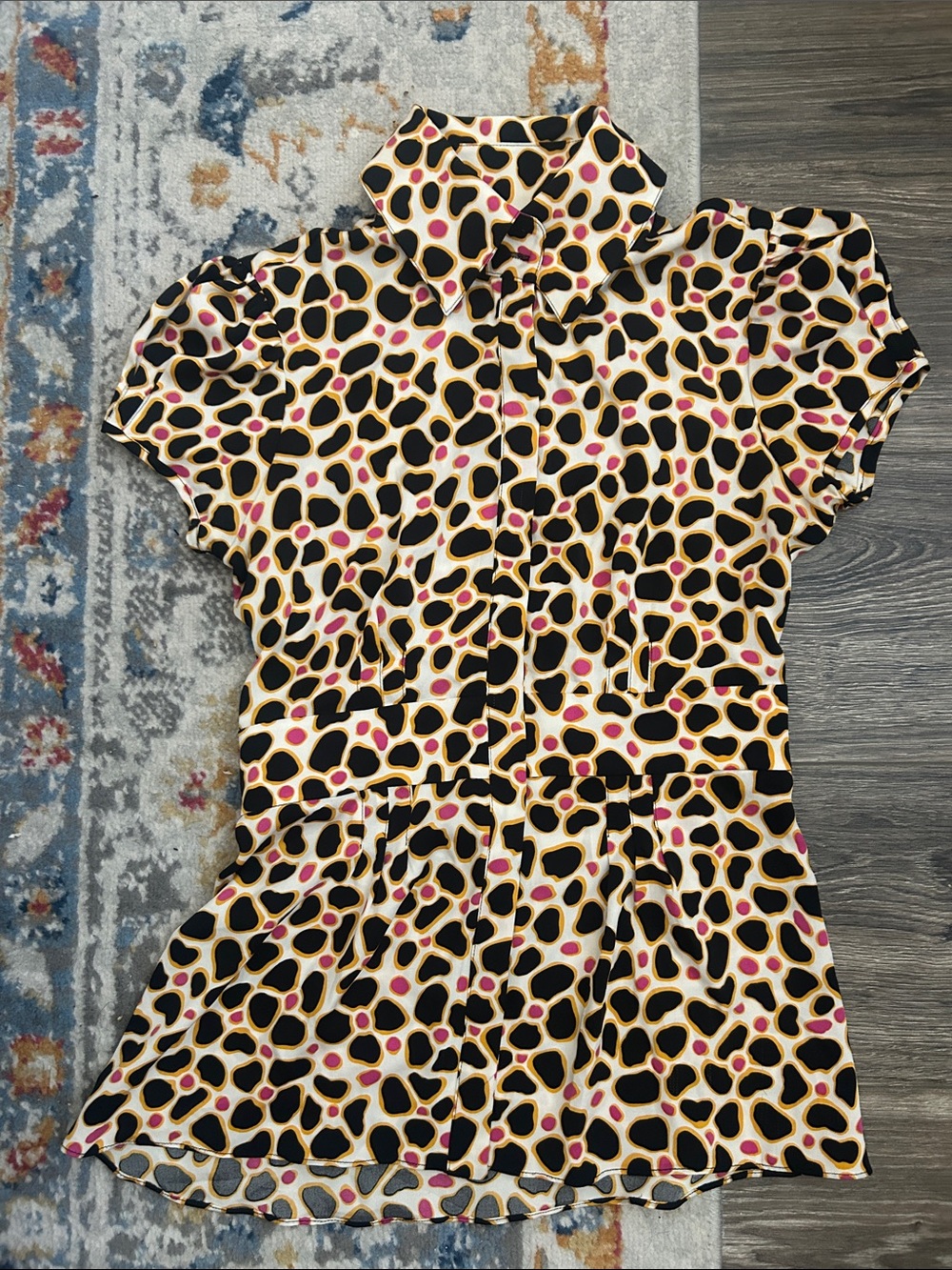 Diane Von Furstenberg Courtney Silk Lycra Peplum Button Blouse - Picture 3 of 4
